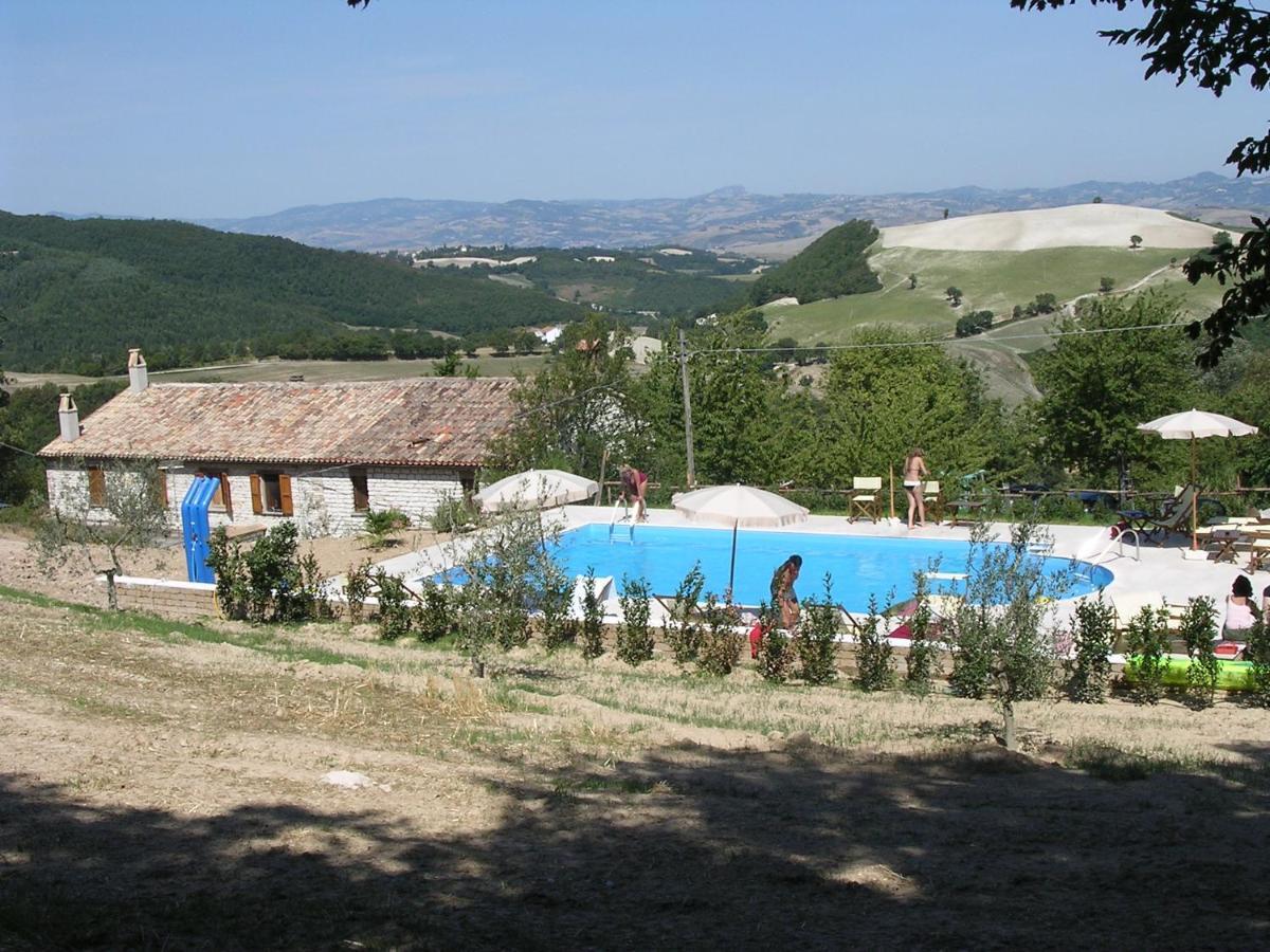 Agriturismo Girolomoni - Locanda Isola del Piano Εξωτερικό φωτογραφία