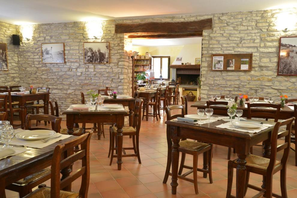 Agriturismo Girolomoni - Locanda Isola del Piano Εξωτερικό φωτογραφία
