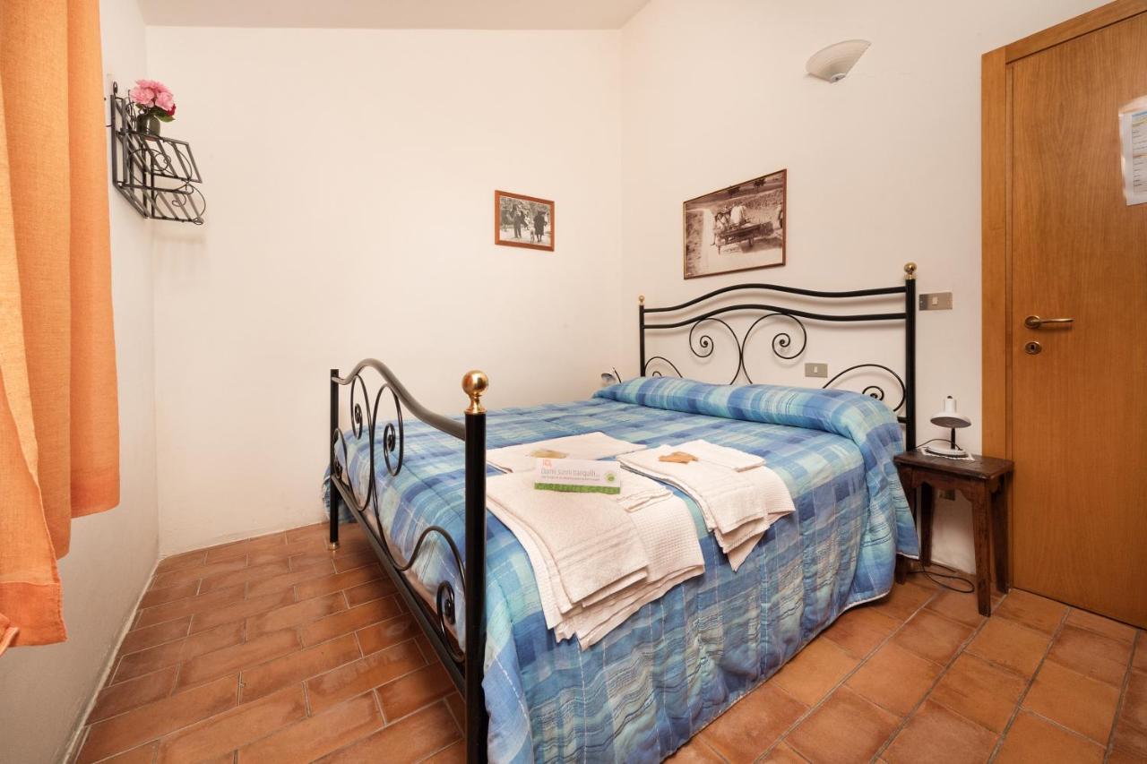 Agriturismo Girolomoni - Locanda Isola del Piano Εξωτερικό φωτογραφία